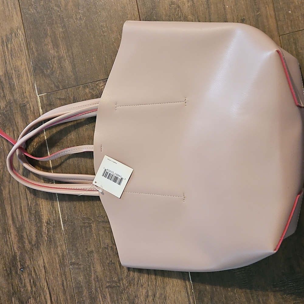 Elegant MACYS Pink Tote Bag - Picture 4 of 4